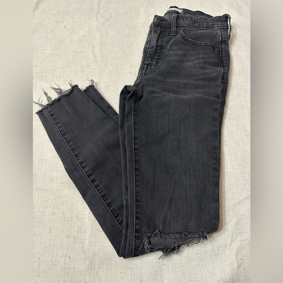 Madewell Gray Skinny Pants - Picture 3 of 10